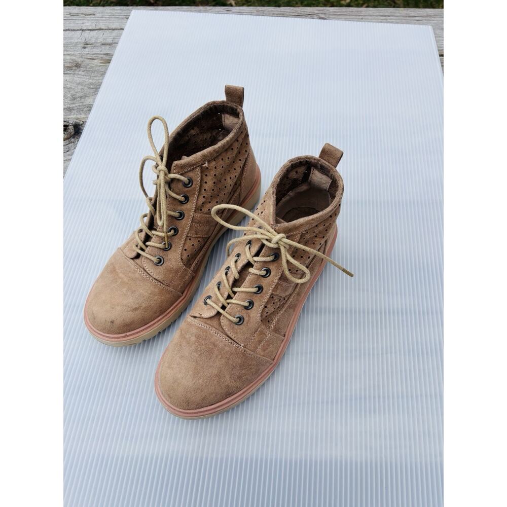 Rock & Candy by ZiGi Women's Tan Textile Boots size 8